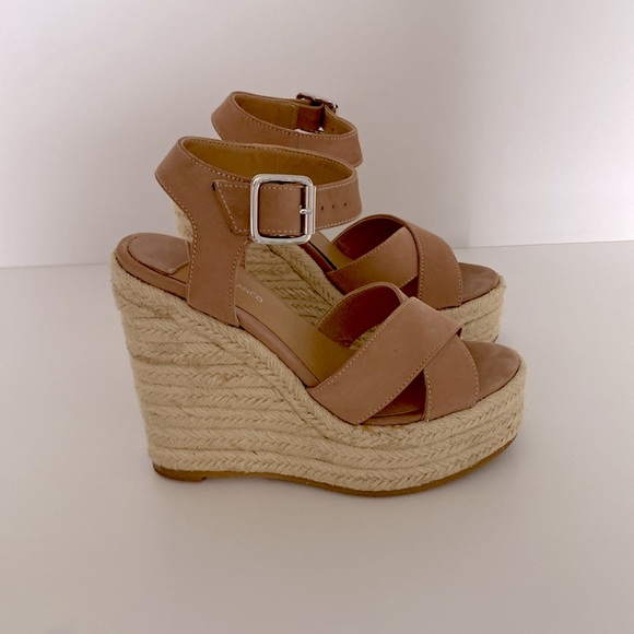 Brand New In Box - Tony Bianco Women's Wedge - Picture 10 of 13